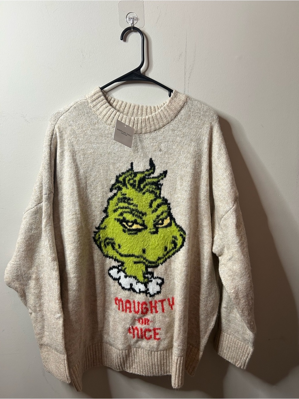 NWT American Eagle Outfitters Cream Crewneck Sweater with Green Grinch Graphic